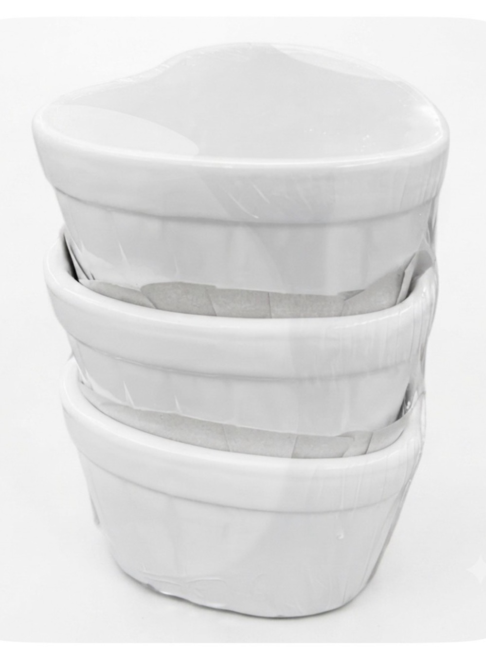 NWT ⚜️🤍⚜️ Target WHITE Bullseye Playground Heart Shaped Treat bowls set of 3